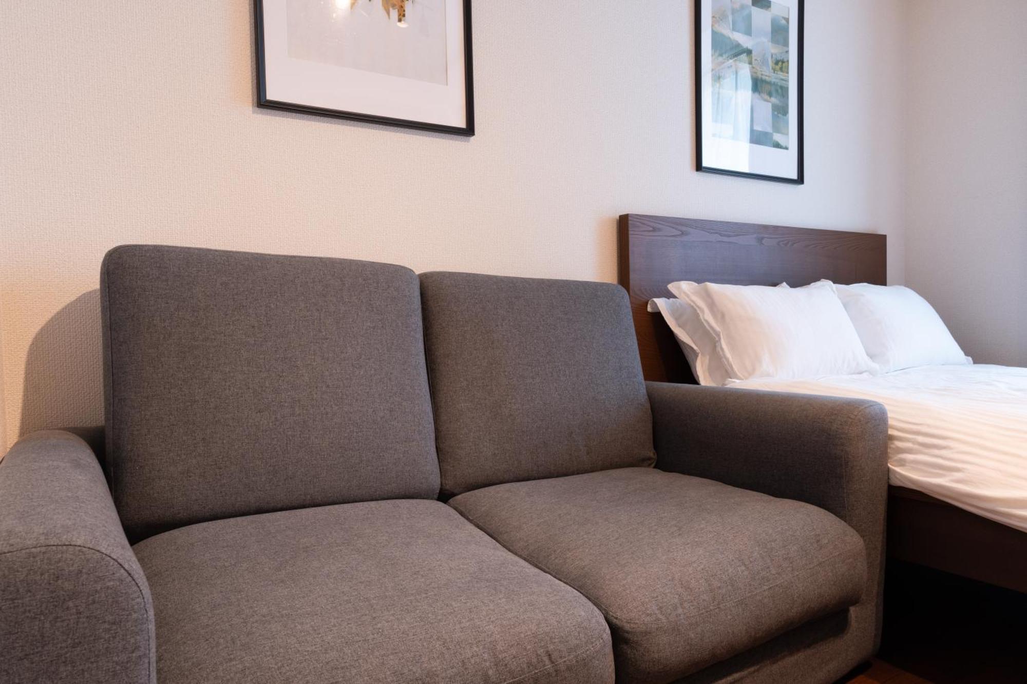 コンフィデンスロン903 Apartment Osaka